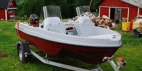 Стеклопластиковый катер SCANDIC Havet 430 DC