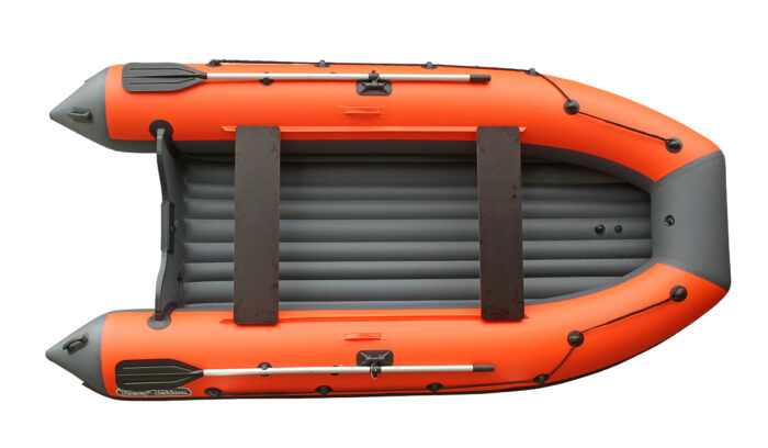 03-05 Лодка надувная REEF TRITON 390НД