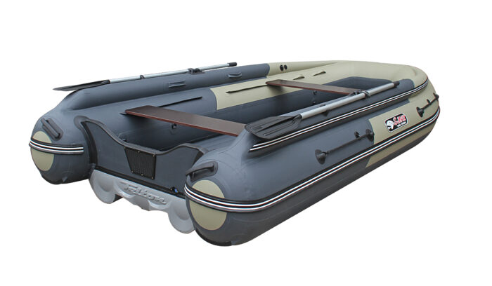 Лодка Reef Triton 370 Fi S-Max с интегрированным фальшбортом