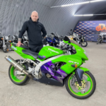 Александр Kawasaki ZX-9R